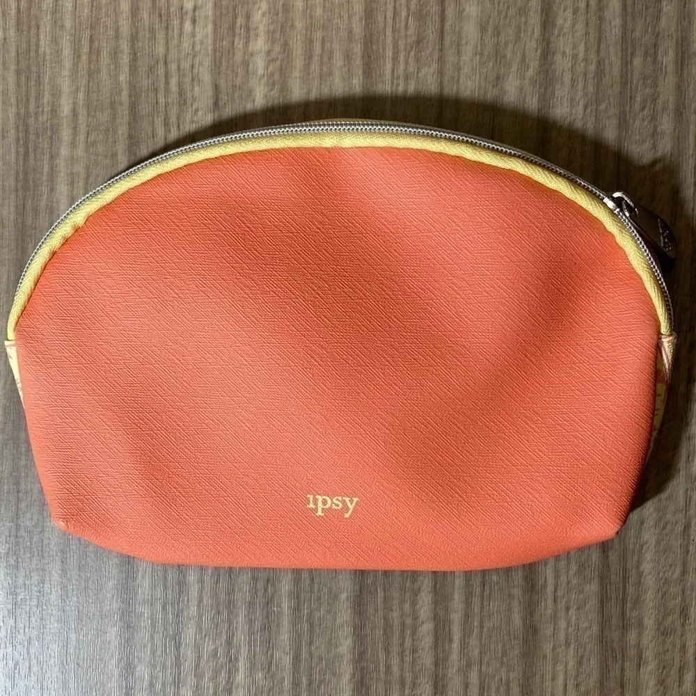 New! Set of 3 Ipsy make‎ up bags
